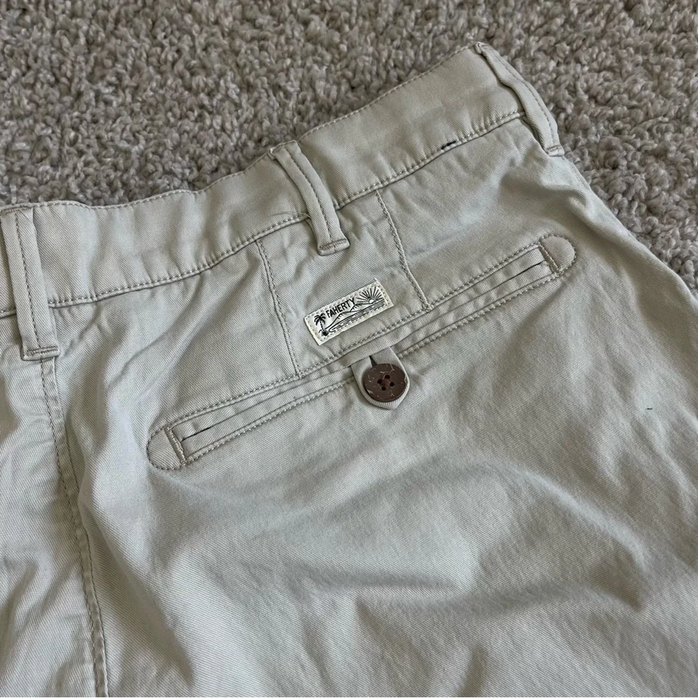 FAHERTY Stretch Waist 7.5